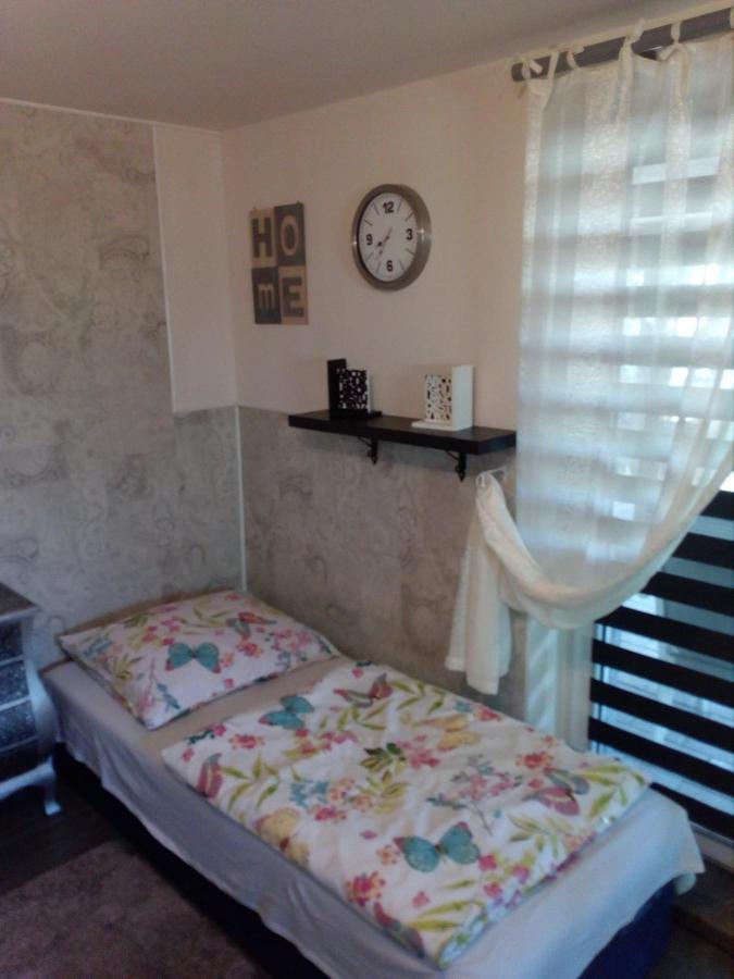 Pokoje Goscinne Cisowa Zielona Góra Extérieur photo